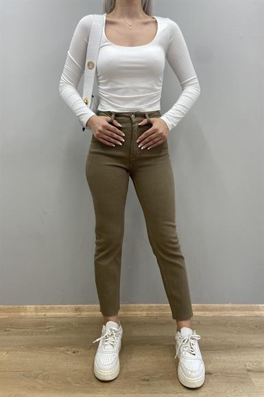 YÜKSEK BEL DİKİŞSİZ PAÇA MOM PANTOLON