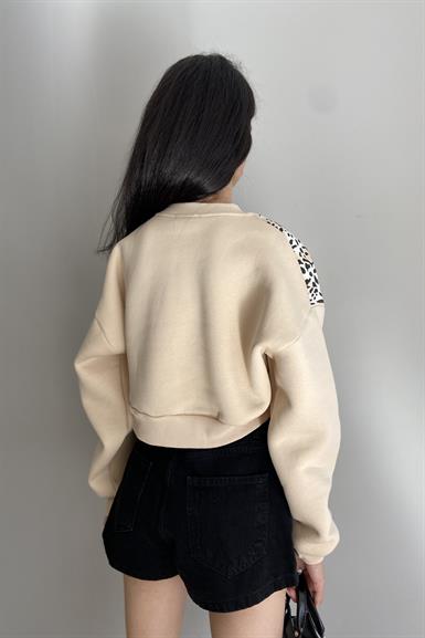 BASKI DETAY CROP SWEATSHIRT