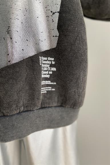 BASKI DETAYLI SWEATSHIRT