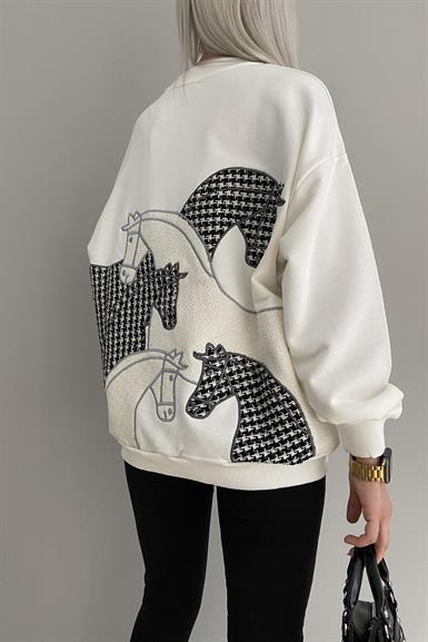 BİİSKLET YAKA NAKIŞLI SWEAT