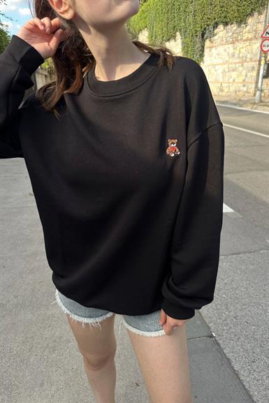 BİSİKLET YAKA AYI NAKIŞLI SWEATSHIRT