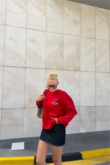 BİSİKLET YAKA BASKI VE NAKIŞ DETAY SWEATSHIRT