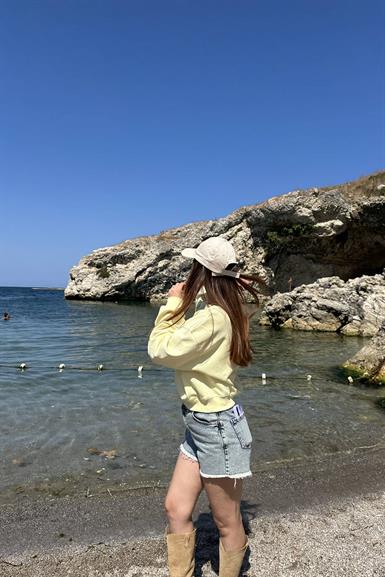 BİSİKLET YAKA CROP SWEATSHIRT