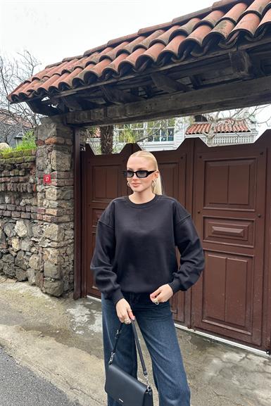BİSİKLET YAKA OMUZ ROBALI SWEATSHIRT