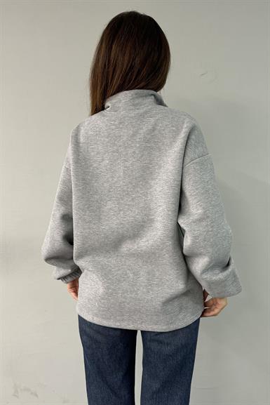 FERMUARLI NAKIŞLI DETAYLI SWEATSHIRT