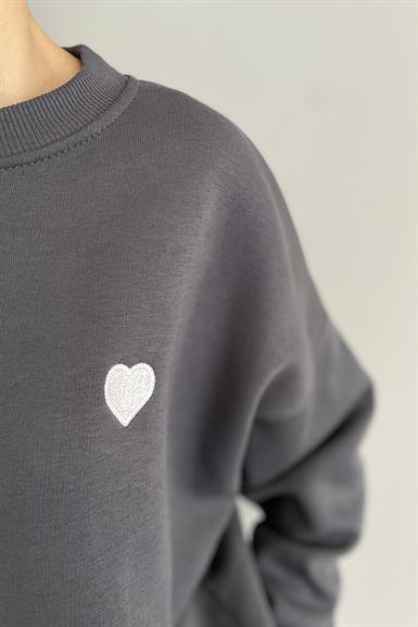 KALP NAKIŞLI SWEATSHIRT