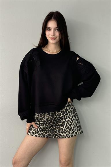 OMUZ GÜL NAKIŞLI SWEATSHIRT