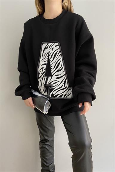 PATCH DETAYLI SWEAT