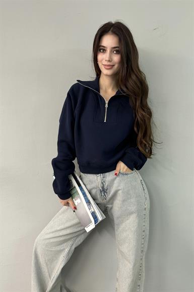 PATI FERMUARLI CROP SWEATSHIRT