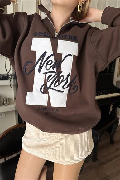 PATI FERMUARLI NAKIŞ DETAYLI SWEATSHIRT