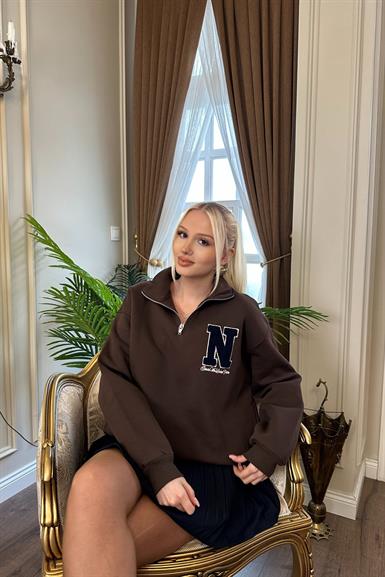 PATI FERMUARLI NAKIŞ DETAYLI SWEATSHIRT