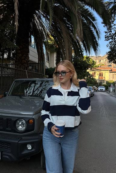 POLO YAKA ÇİZGİ DETAY SWEATSHIRT