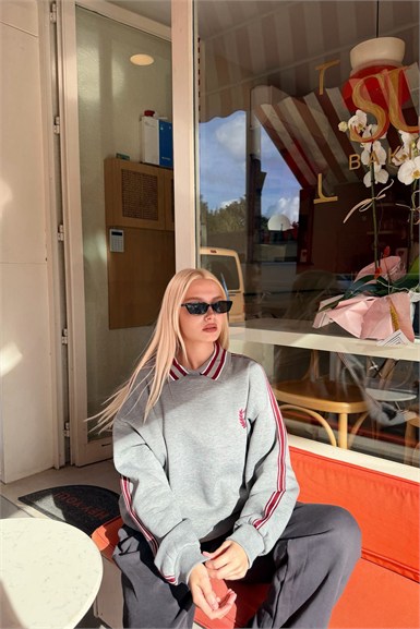 ŞERİT DETAY SWEATSHIRT