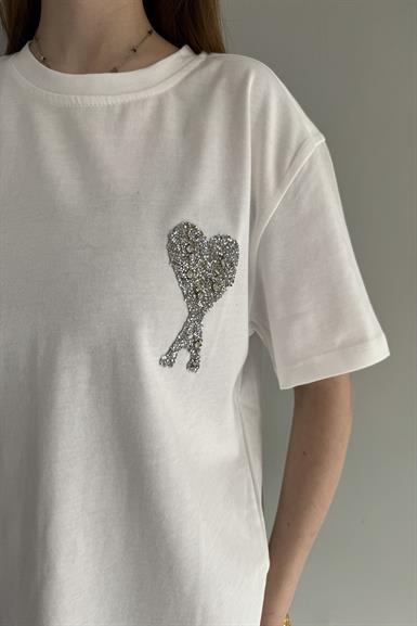 A KALP NAKIŞLI TSHIRT