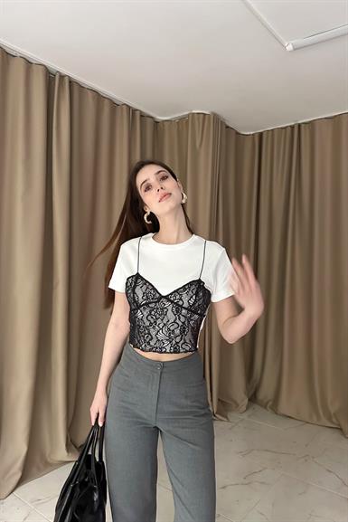 ASKILI DANTEL GARNİLİ TSHIRT