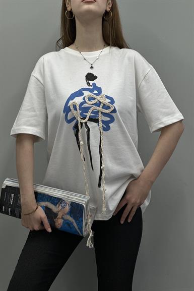 BASKI VE FERMUAR DETAYLI TSHIRT