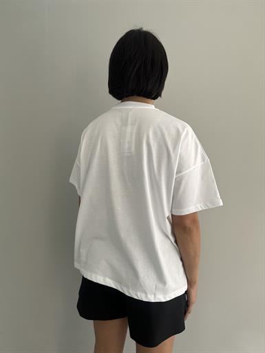 BASKILI DETAYLI TSHIRT