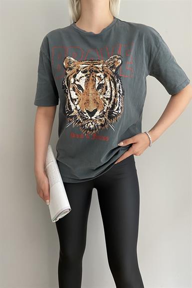 BASKILI YIKAMALI TSHIRT