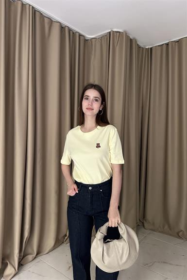 BİSİKLET YAKA AYICIK NAKIŞLI TSHIRT