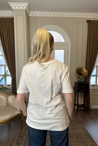 BİSİKLET YAKA AYICIK NAKIŞLI TSHIRT