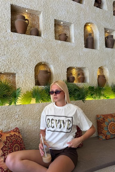 BİSİKLET YAKA BASKI VE NAKIŞ DETAY TSHIRT