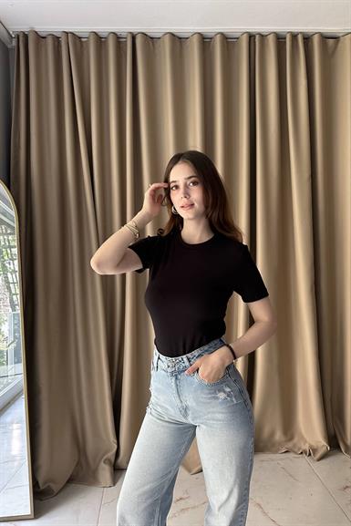 BİSİKLET YAKA KISA KOL TSHIRT