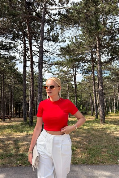 BİSİKLET YAKA KISA TSHIRT