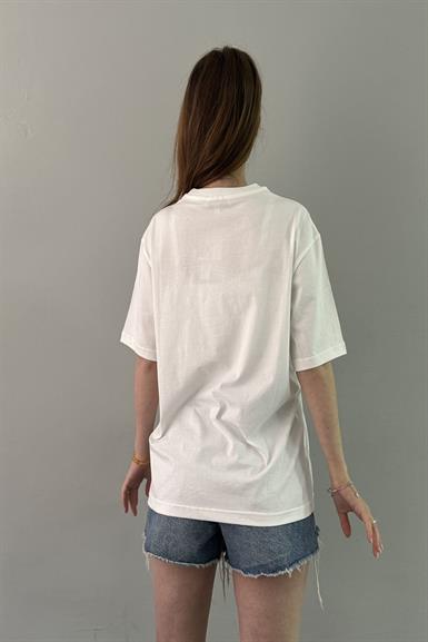 BİSİKLET YAKA NAKIŞ DETAY TSHIRT