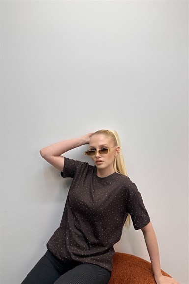 BİSİKLET YAKA TAŞ DETAY TSHIRT