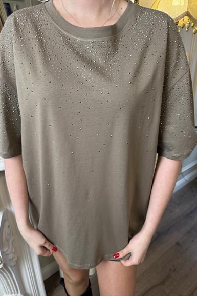 BİSİKLET YAKA TAŞ DETAYLI TSHIRT