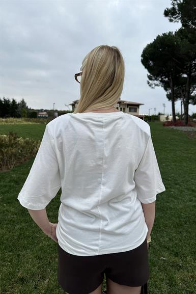 BİSİKLET YAKAA DÜĞÜM DETAYLI TSHIRT