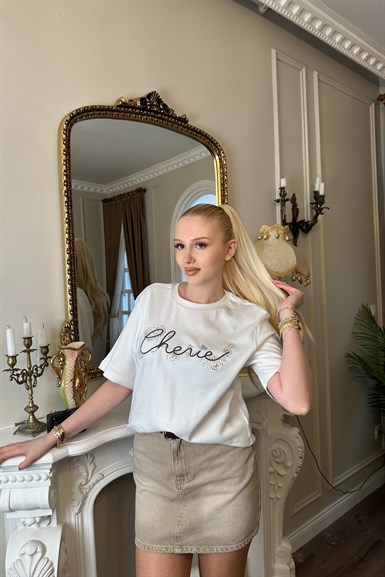 BİSKİKLET YAKA TAŞ VE NAKIŞ DETAYLI TSHIRT