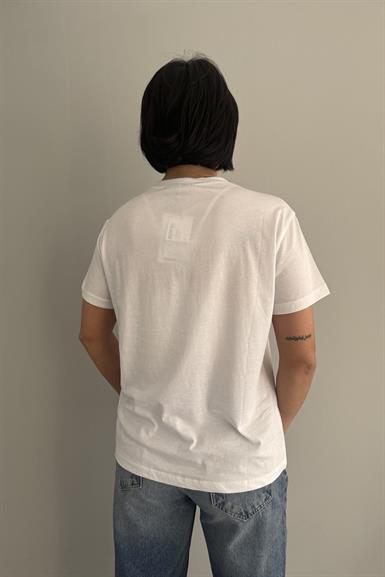 CEP ZIMBA DETAYLI TSHIRT