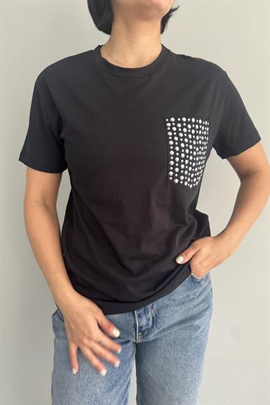 CEP ZIMBA DETAYLI TSHIRT