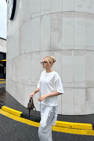 DANTEL DETAYLI TSHIRT