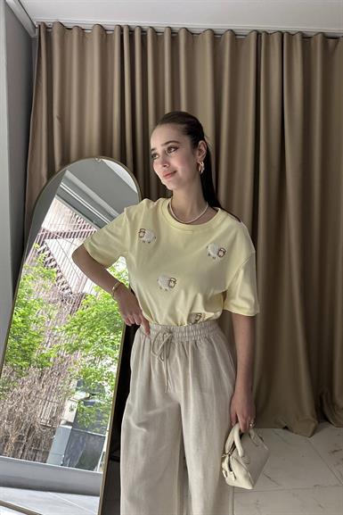 KUZU NAKIŞ DETAYLI TSHIRT