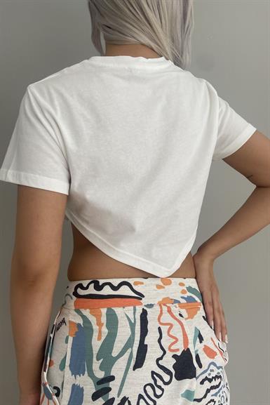 NAKIŞ DETAY CROP TSHIRT
