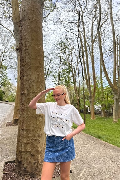 NAKIŞ DETAY TSHIRT