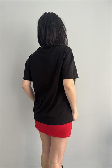NAKIŞ DETAYLI TSHIRT