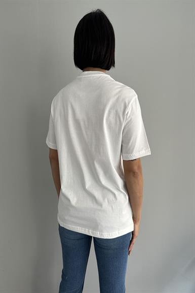 NAKIŞ PUL DETAYLI TSHIRT