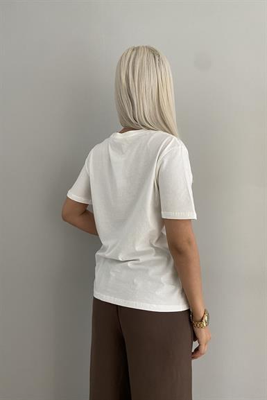 NAKIŞ VE İNCİ DETAYLI TSHIRT