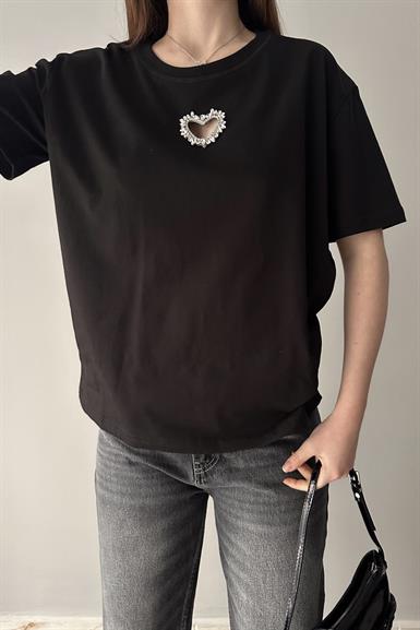 ÖNÜ KALP İŞLEMELİ TSHIRT