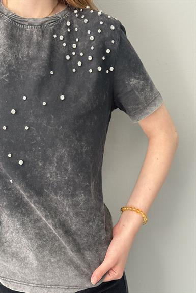 ÖNÜ PARLAK TAŞLI TSHIRT