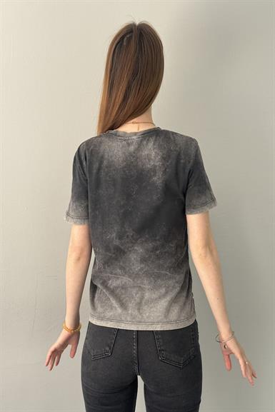 ÖNÜ PARLAK TAŞLI TSHIRT