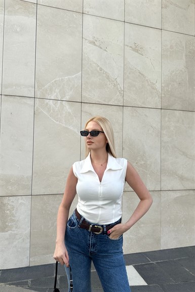 POLO YAKA GİZLİFERMUARLI T-SHIRT