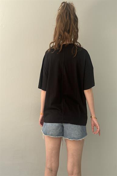 TAŞ DETAYLI TSHIRT