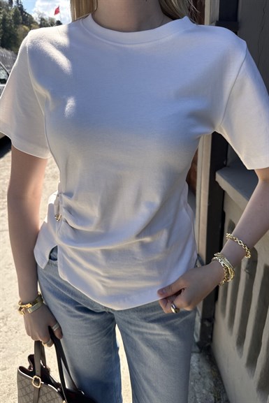 TOKA DETAYLI TSHIRT