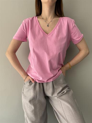 V YAKA BASIC TSHIRT
