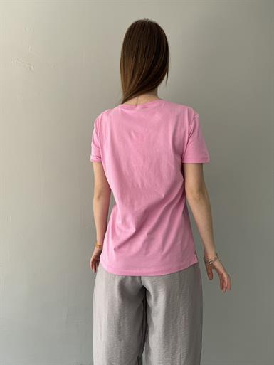 V YAKA BASIC TSHIRT