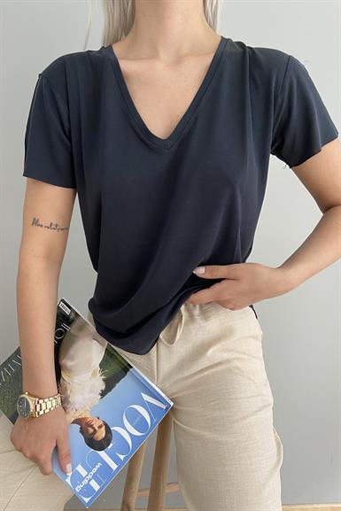 V YAKA OYSHO TSHIRT
